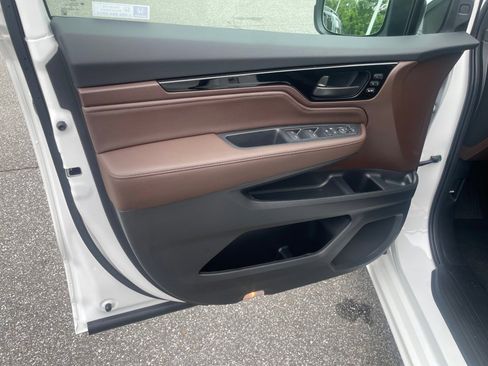 New 2026 Honda Odyssey Touring image 32