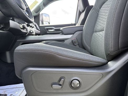 New 2026 RAM 1500 Big Horn AWD/4WD image 12