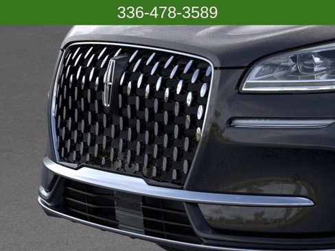 New 2026 Lincoln Corsair Reserve FWD image 17