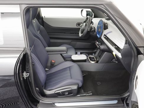 Certified 2025 MINI Cooper S image 17