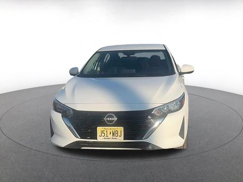 Used 2025 Nissan Sentra SV FWD image 4