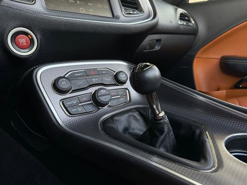 Used 2015 Dodge Challenger SRT Hellcat image 45