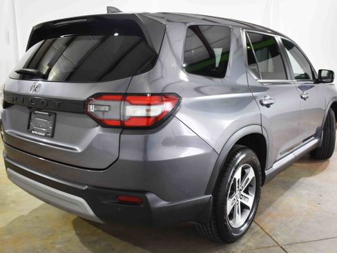 Used 2023 Honda Pilot EX-L image 7
