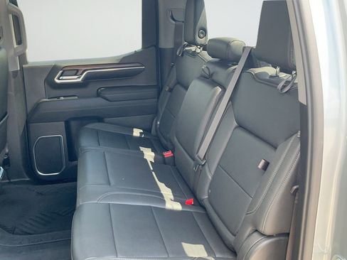 Used 2023 GMC Sierra 1500 SLT RWD image 19