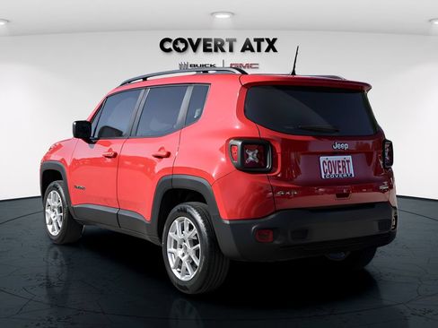 Used 2022 Jeep Renegade Latitude AWD/4WD image 6