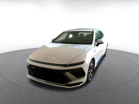 Used 2025 Hyundai Sonata SEL image 8