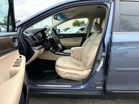 Used 2016 Subaru Outback 2.5i Limited w/ Popular Package #4 image 12