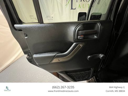 Used 2018 Jeep Wrangler Unlimited Sport AWD/4WD image 20