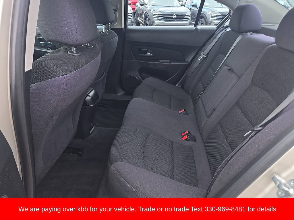 Used 2015 Chevrolet Cruze LT FWD image 18