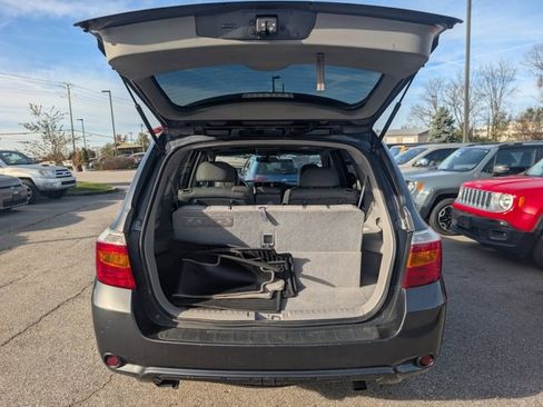 Used 2010 Toyota Highlander SE image 20