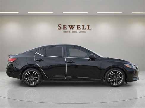 Used 2020 Nissan Sentra S image 5