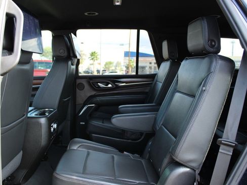 Used 2021 GMC Yukon Denali image 18