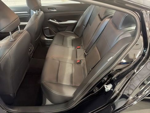Used 2025 Nissan Altima 2.5 SL AWD/4WD image 9