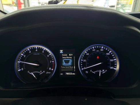 Used 2019 Toyota Highlander XLE AWD/4WD image 17