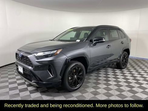 Used 2023 Toyota RAV4 XSE AWD/4WD image 4