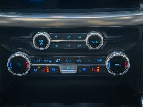 Used 2023 Ford F150 Lariat w/ Equipment Group 502A High image 23