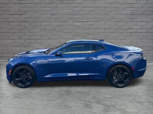 Used 2023 Chevrolet Camaro LT w/ RS Package RWD image 4