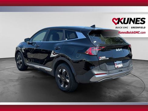 Used 2026 Kia Sportage LX FWD image 8