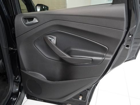 Used 2019 Ford Escape SE FWD image 27