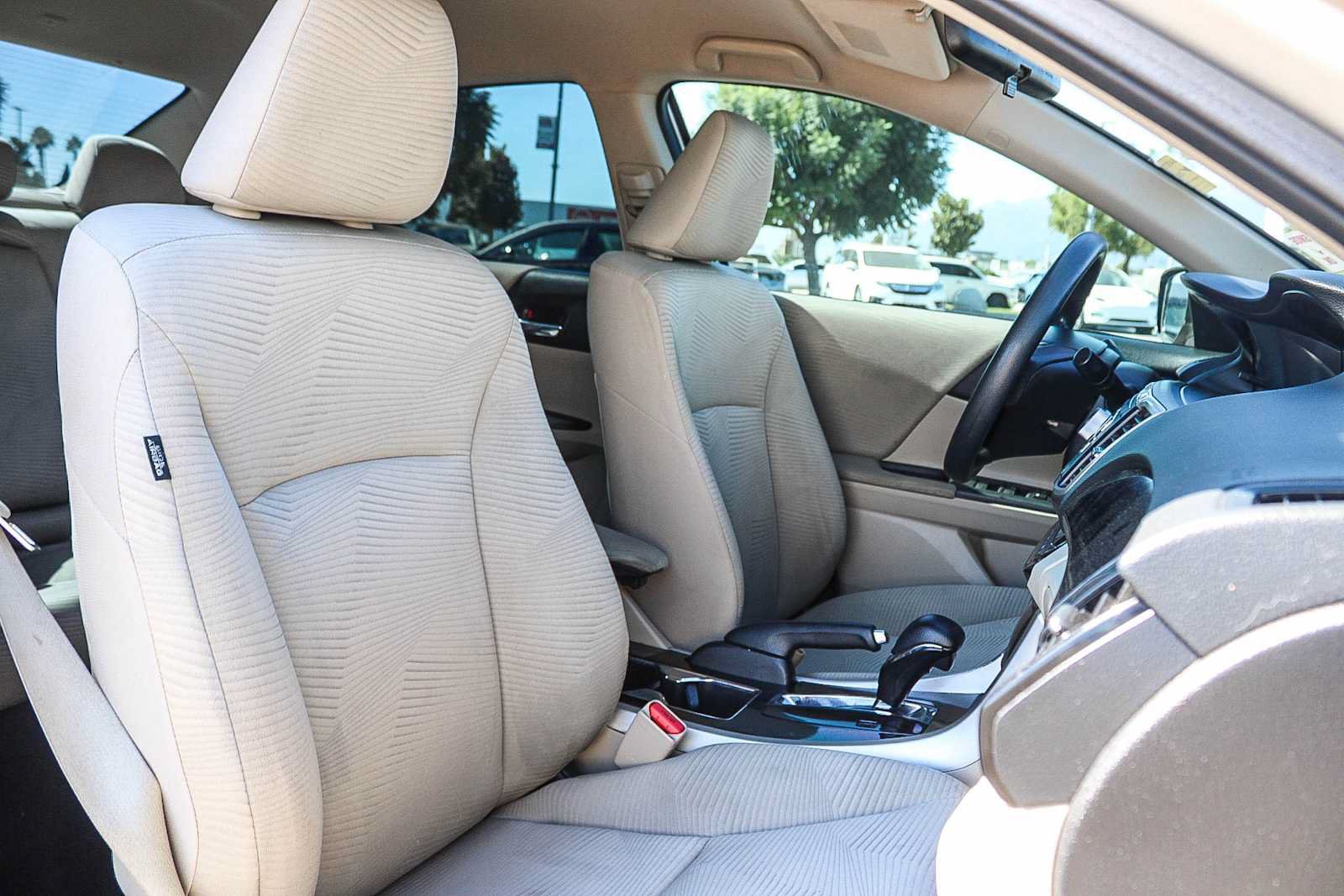 Certified 2017 Honda Accord LX image 14