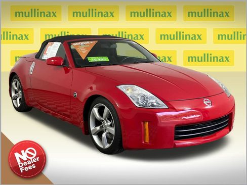 Used 2006 Nissan 350Z Enthusiast w/ (S02) Side Air Bags Pkg image 1