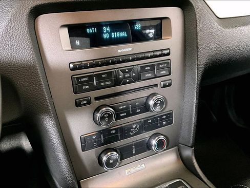 Used 2011 Ford Mustang GT Premium w/ Security Pkg image 31