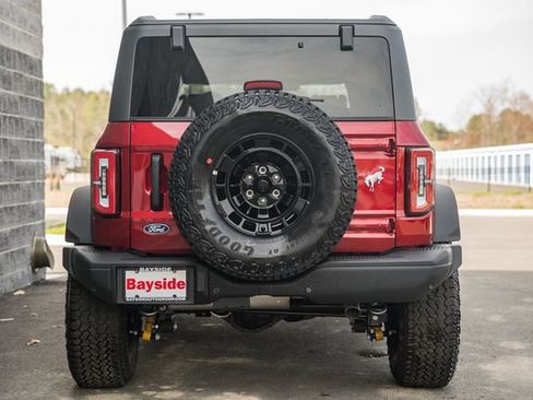 New 2026 Ford Bronco Badlands w/ Sasquatch Package image 7