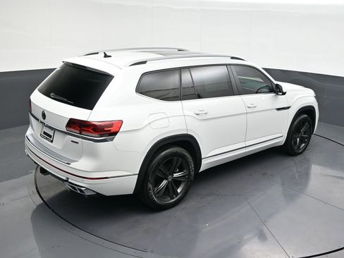 Used 2022 Volkswagen Atlas SEL R-Line image 19