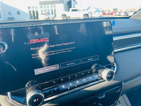 New 2026 GMC Canyon Elevation w/ Convenience Package image 33