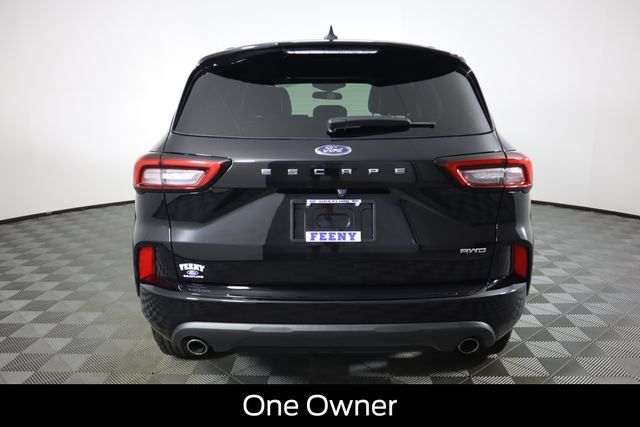 Certified 2024 Ford Escape ST-Line AWD/4WD image 6