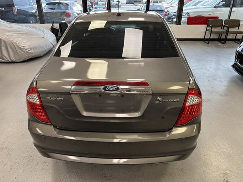 Used 2010 Ford Fusion Hybrid FWD image 9