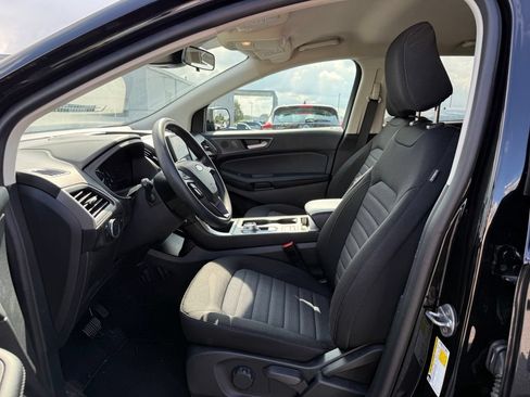 Used 2024 Ford Edge SE w/ Black Appearance Package AWD/4WD image 5