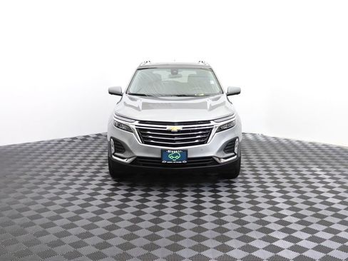 Used 2024 Chevrolet Equinox Premier AWD/4WD image 2