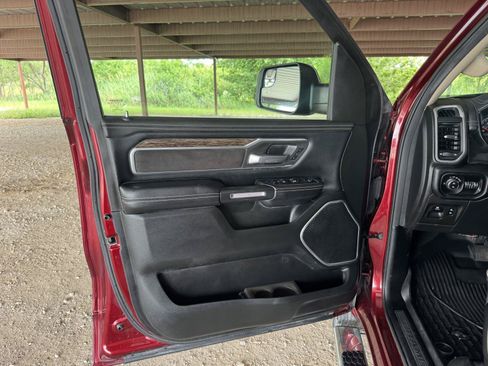 Used 2020 RAM 1500 Laramie RWD image 26