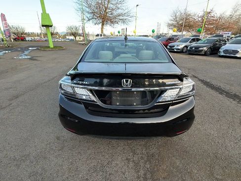 Used 2014 Honda Civic Hybrid Sedan image 5
