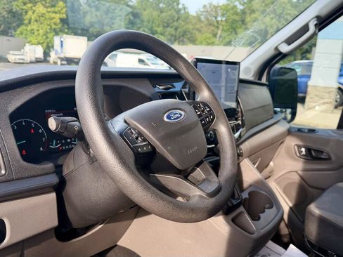 Used 2024 Ford Transit 350 XLT RWD image 16