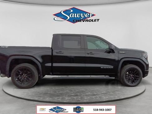 Used 2023 GMC Sierra 1500 Pro w/ Graphite Edition AWD/4WD image 6
