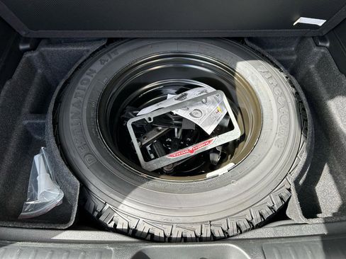 Used 2019 Jeep Cherokee Trailhawk w/ Comfort/Convenience Group AWD/4WD image 27