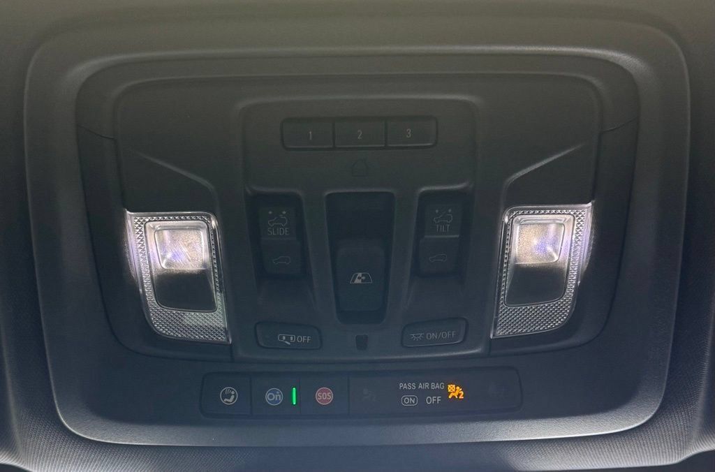 Used 2024 GMC Sierra 2500 AT4 w/ AT4 Premium Plus Package AWD/4WD image 26