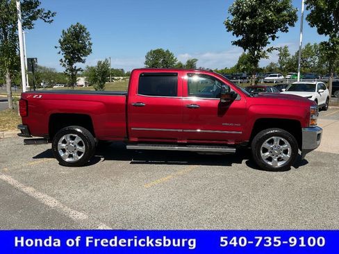 Used 2019 Chevrolet Silverado 2500 LTZ w/ Duramax Plus Package AWD/4WD image 7