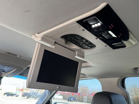 Used 2019 Chevrolet Tahoe LT image 37