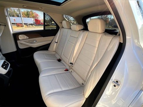 New 2025 Mercedes-Benz GLE 580 4MATIC image 10