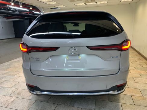 Used 2024 MAZDA CX-90 Plug-In Hybrid w/ Premium Pkg AWD/4WD image 8