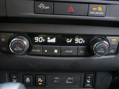 Used 2023 Nissan Frontier PRO-4X w/ Pro Convenience Package image 23