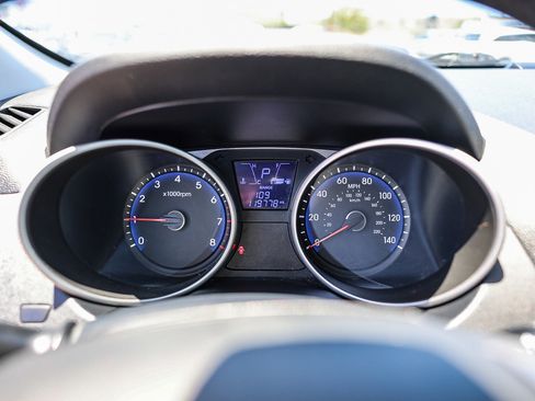Used 2015 Hyundai Tucson Limited FWD image 12