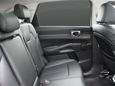 Used 2024 Kia Sorento S w/ Panoramic Sunroof Package AWD/4WD image 24