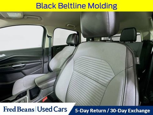 Used 2017 Ford Escape SE w/ Equipment Group 201A image 27