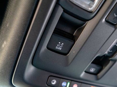 Used 2023 GMC Yukon Denali AWD/4WD image 40