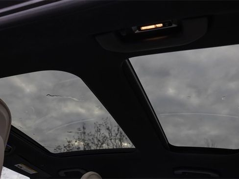 Used 2023 Mercedes-Benz C 300 4MATIC Sedan image 27