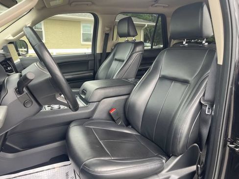 Certified 2024 Ford Expedition XLT AWD/4WD image 9